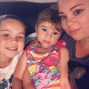 Meet your Posher, Felicia